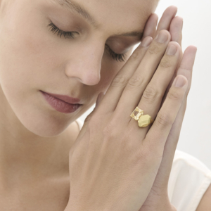 טבעת זהב צהוב וסיטרין METEOROS