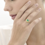 טבעת זהב צהוב ואמרלד METEOROS